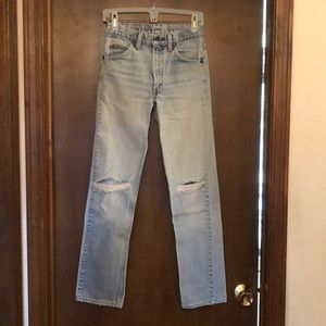 Vintage orange tag Levi’s early 80s size 28 waist